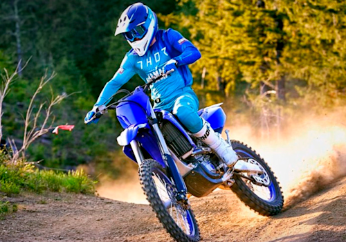 YZ_250_lifestyle_2